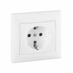 Розетка 1гн с З/К шторки с/у белый механизм 16А Valena DIY Legrand